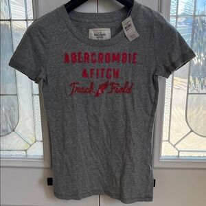 Abercrombie & Fitch Women Heather Gray Tee with Red Script. Size S